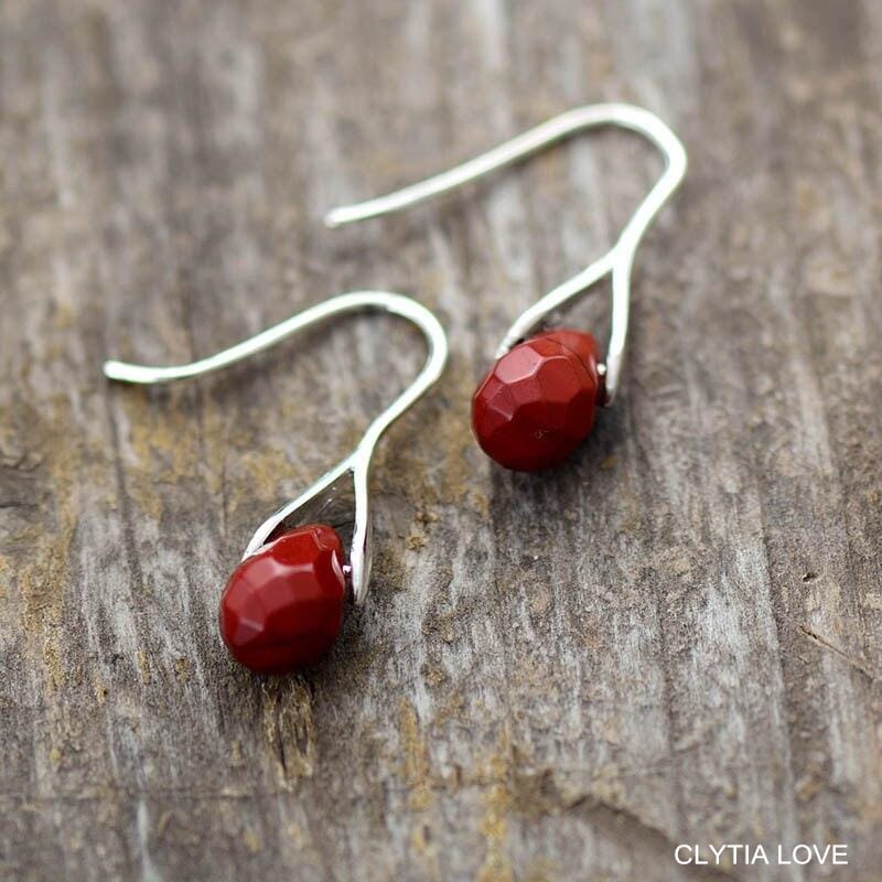 natural-stone-women-earrings-boho-handmade-braided-wrap-jewelleryl-red-jasper-variety-luck-spiritual-stress-protection-properties-bohemian-femme-crystal-fashion-teardrop